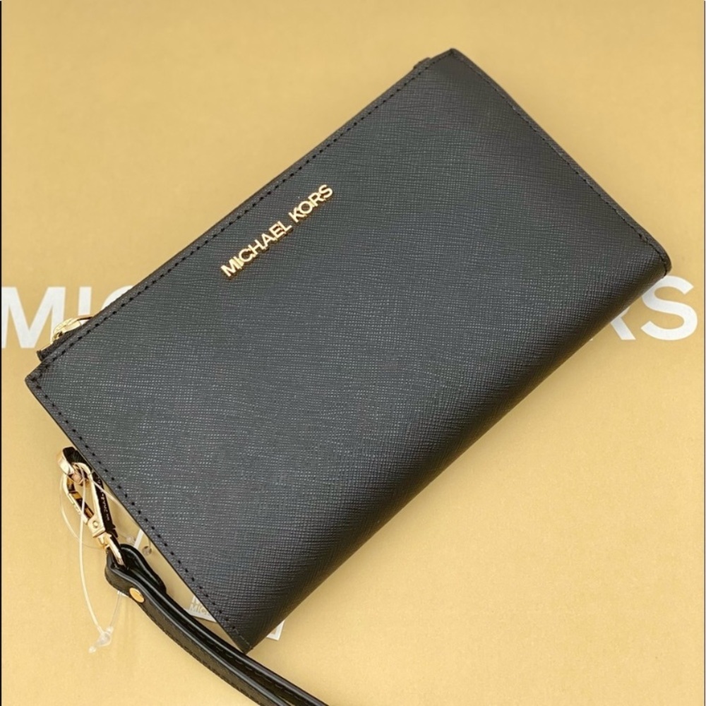 Michael Kors Wallet Wristlet Black - Picture 2 of 10